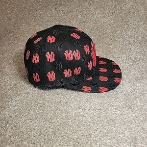 New York Yankees Fitted Hat 7 1/4 American Needle Cooperstown Collection Red